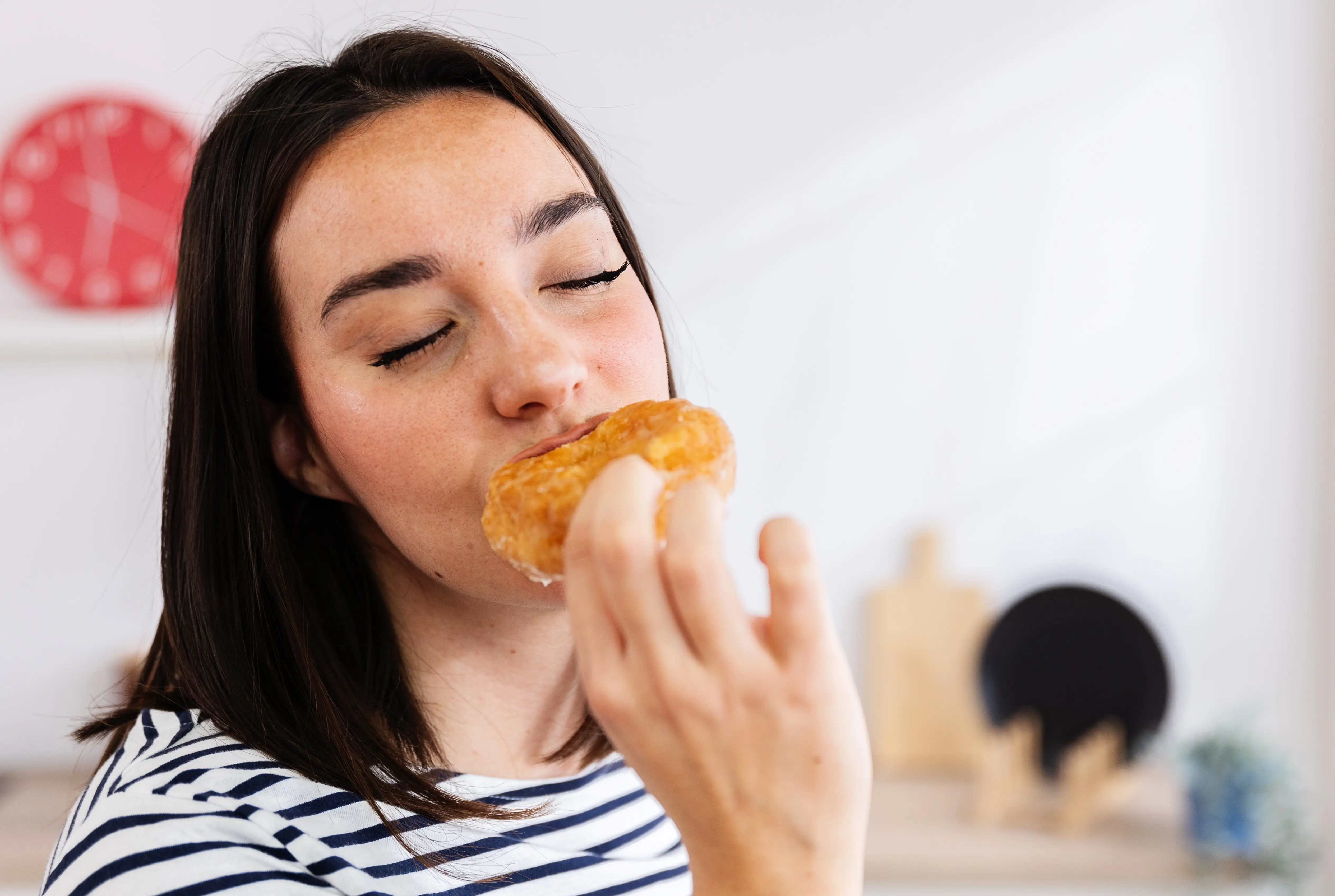 Enhances Food and Beverage Perception